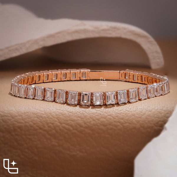 Emerald Cut Tennis Bracelet with Classic Diamond Links, 12 CT Diamond Weight, 16 g Metal Weight