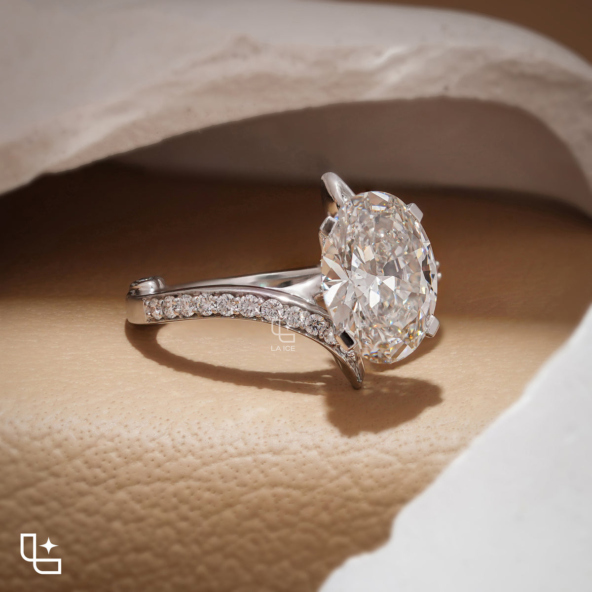 Oval Cut Pavé Engagement Ring with Brilliant Center Stone and Sparkling Side Stones