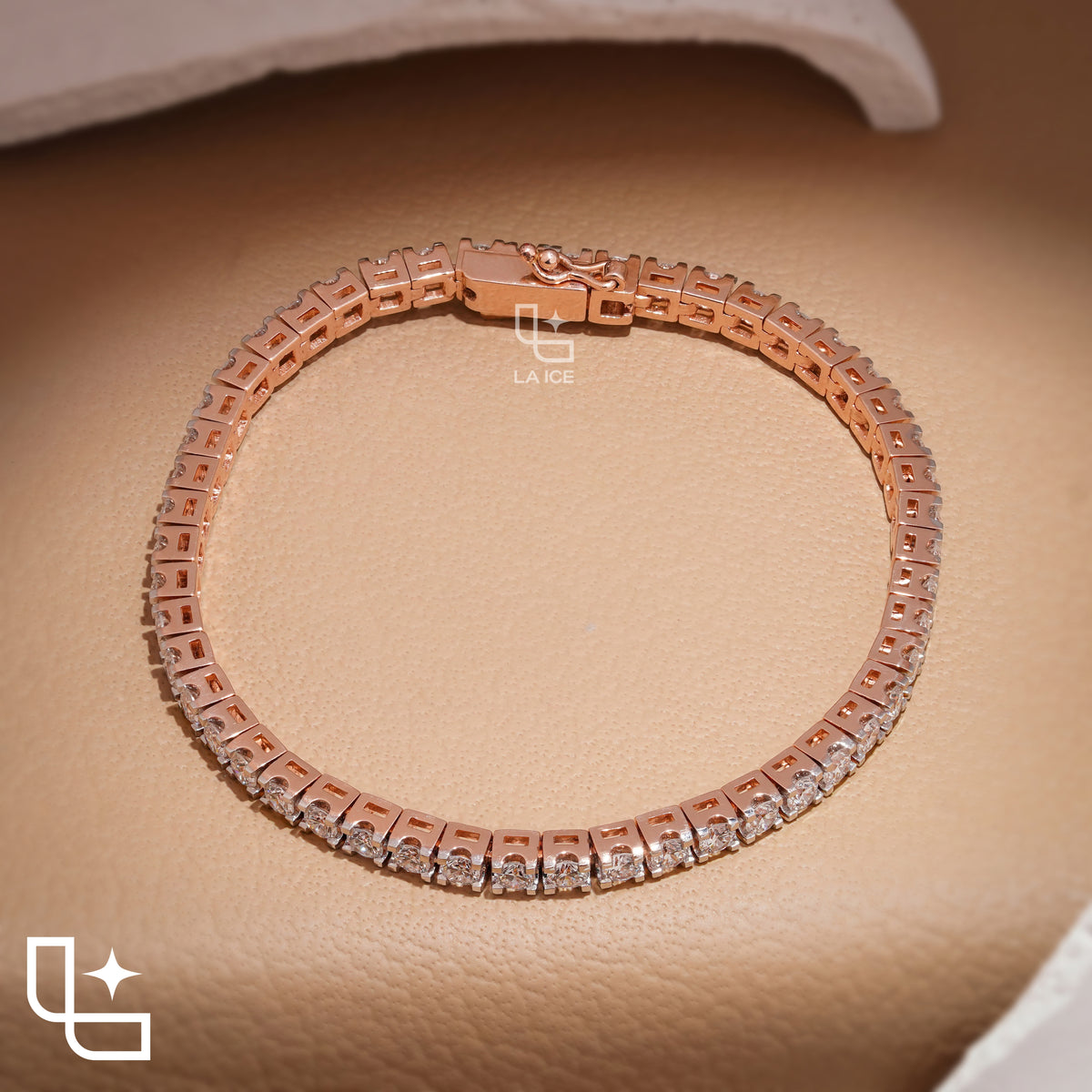 Emerald Cut Tennis Bracelet with Classic Diamond Links, 10 CT Diamond Weight, 14 g Metal Weight