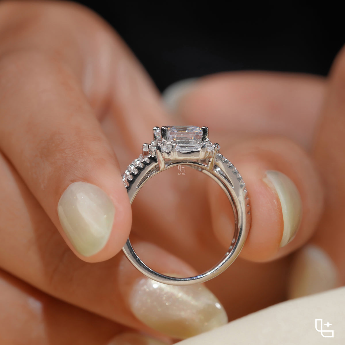 Asscher Cut Halo Engagement Ring with Split Pavé Band – 2.75 CT Total Diamond Weight