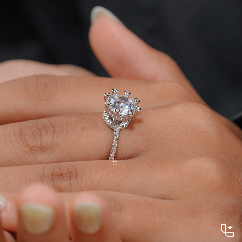 Round Halo Diamond Engagement Ring with Pavé Band