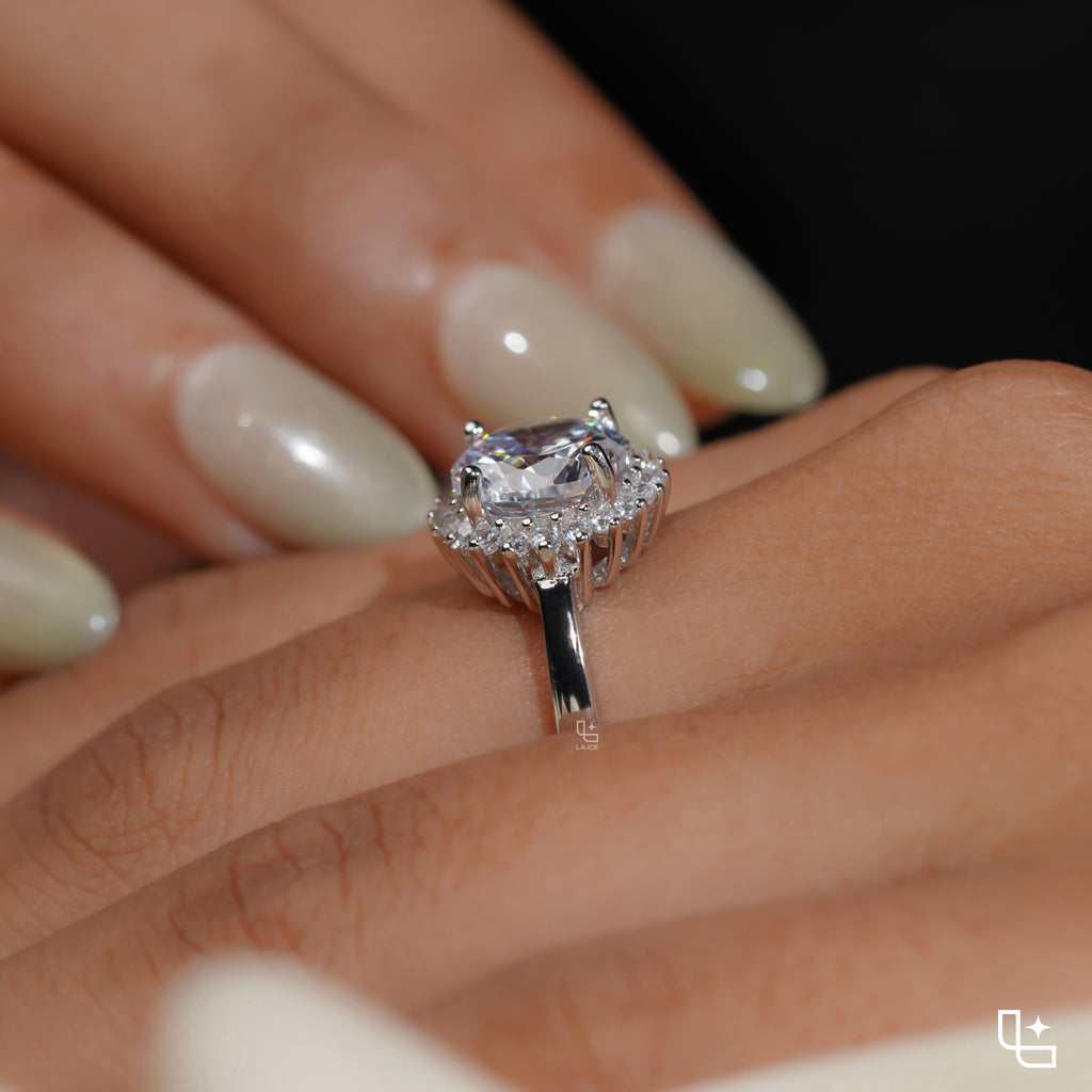 Round Halo Engagement Ring with Sparkling Accent Stones