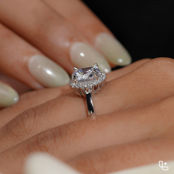 Round Halo Engagement Ring with Sparkling Accent Stones