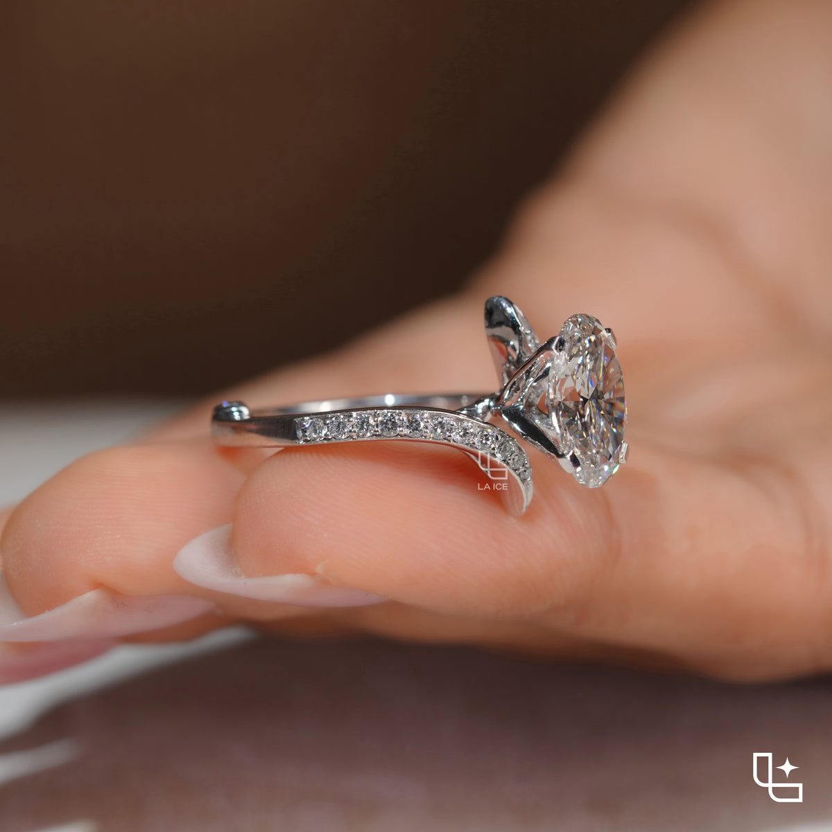 Oval Cut Pavé Engagement Ring with Brilliant Center Stone and Sparkling Side Stones