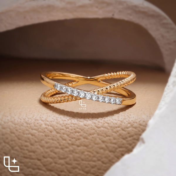 Crossover Diamond Ring with Twisted Band, 0.40 CT Total Diamond Weight