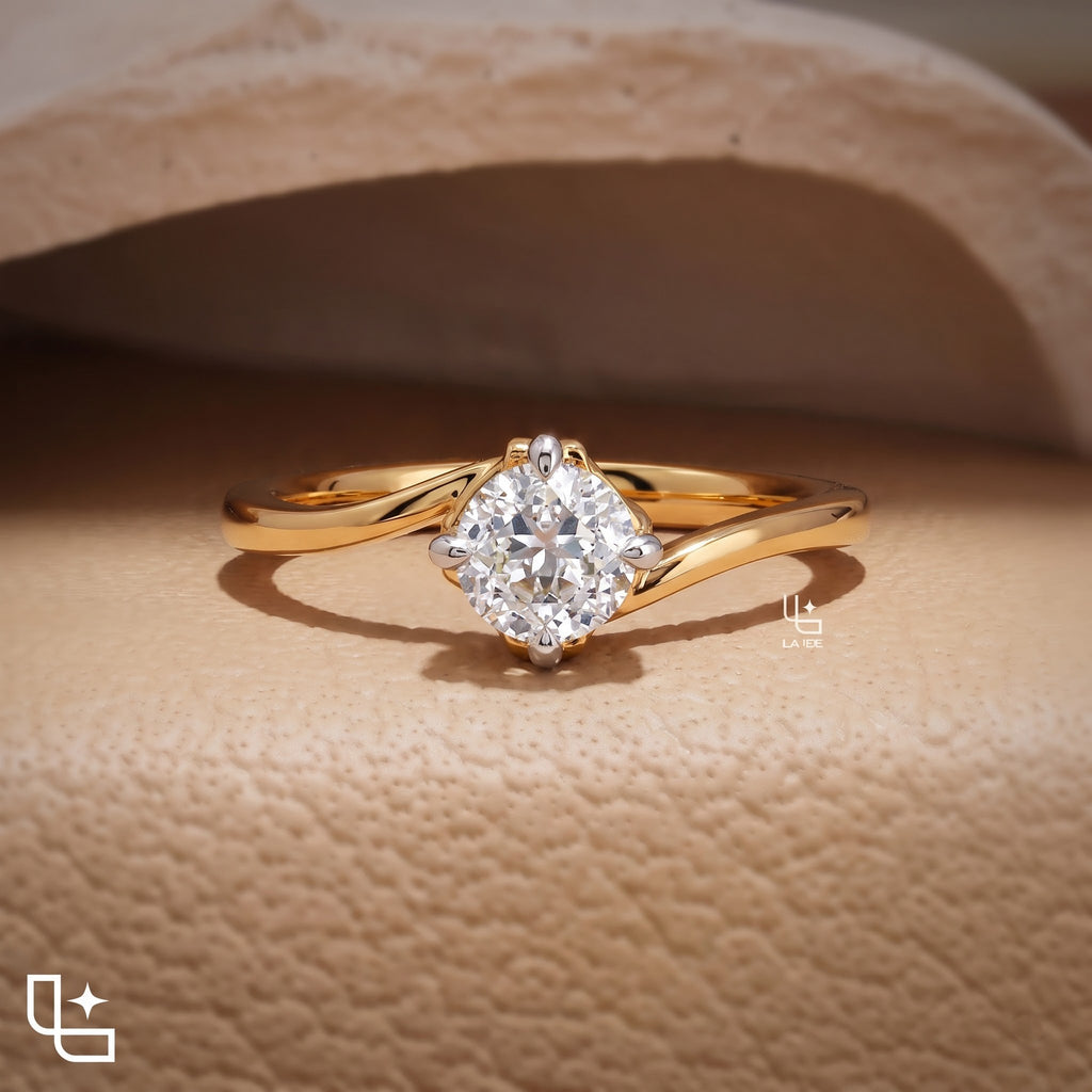 Round Brilliant Solitaire Ring with Sculpted Prong Setting – 1.00 CT Total Diamond Weight