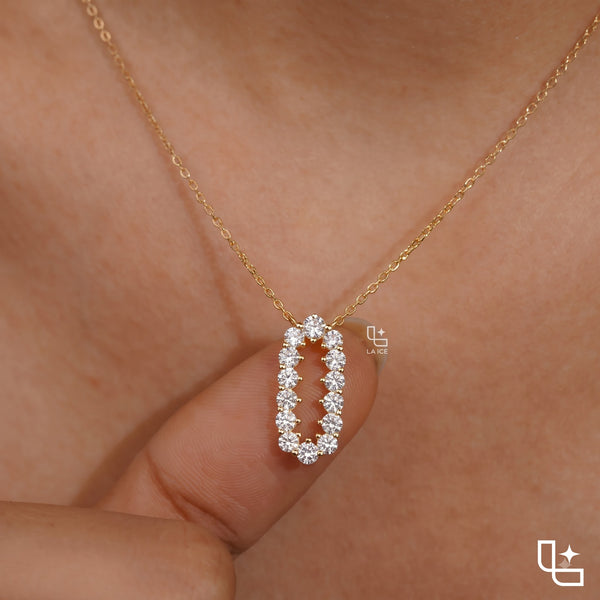 Oval Circle Pendant Necklace with Sparkling Round Stones, 2.00 CT Total Diamond Weight
