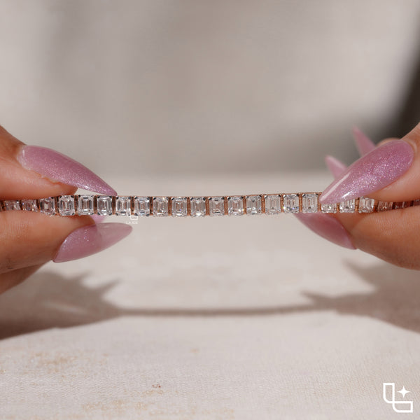 Emerald Cut Tennis Bracelet with Classic Diamond Links, 12 CT Diamond Weight, 16 g Metal Weight