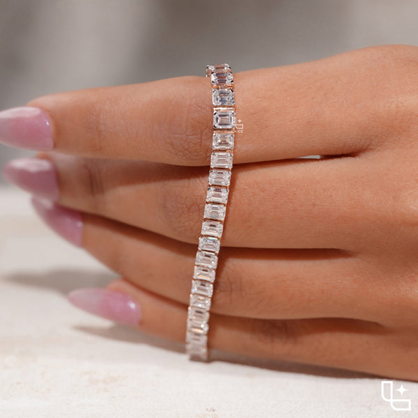 Emerald Cut Tennis Bracelet with Classic Diamond Links, 12 CT Diamond Weight, 16 g Metal Weight