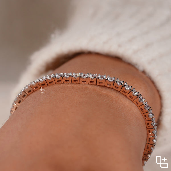 Emerald Cut Tennis Bracelet with Classic Diamond Links, 10 CT Diamond Weight, 14 g Metal Weight