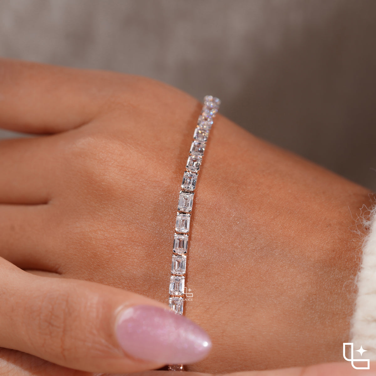 Baguette Cut Tennis Bracelet 8 CT | La Ice