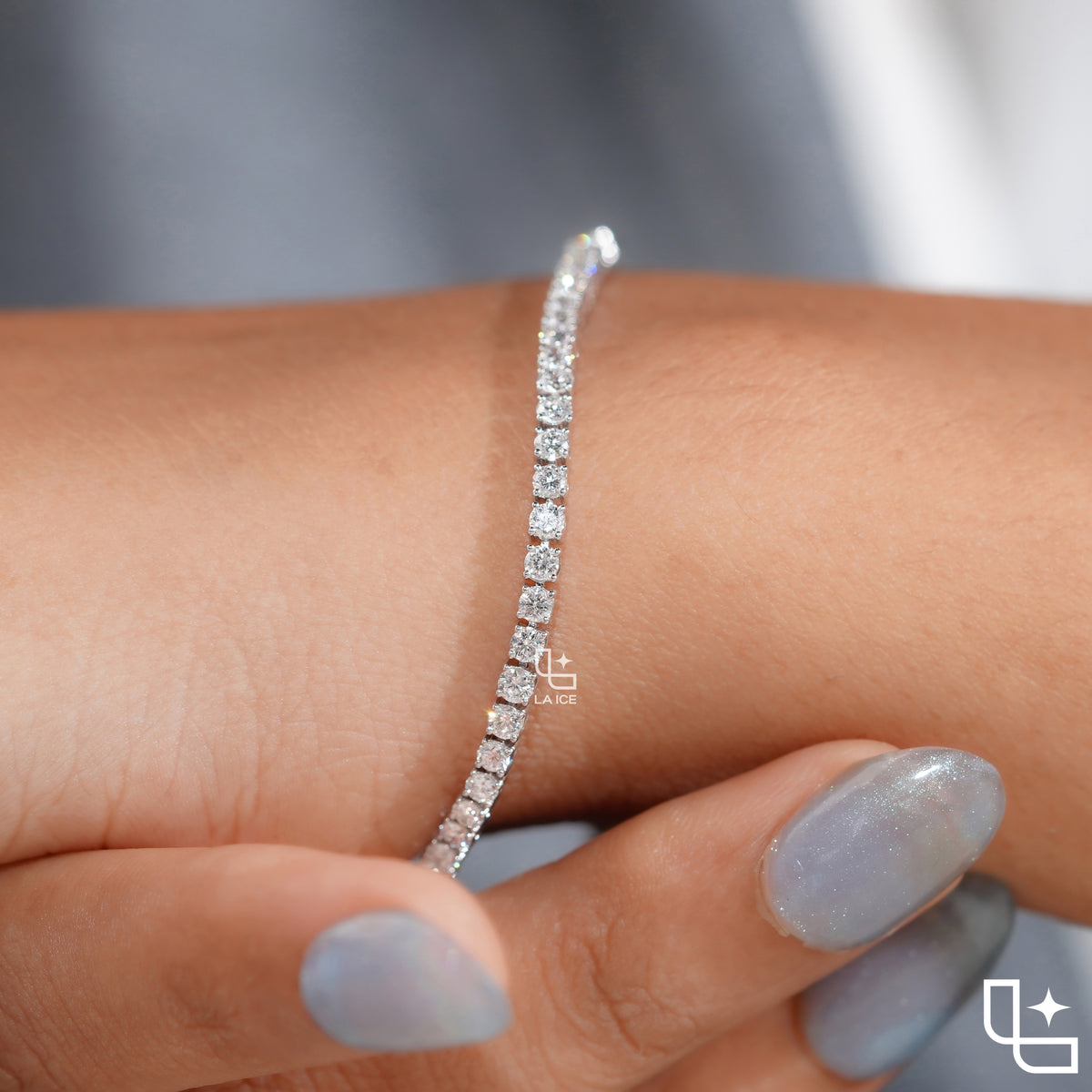 Round Cut Tennis Bracelet with Classic Link Design, 3 CT Diamonds, 5 g Metal