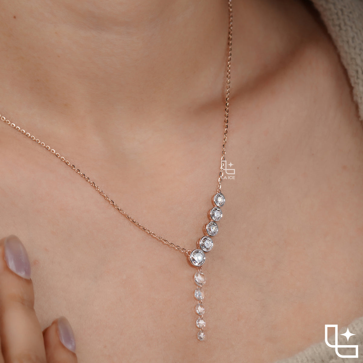 Round Diamond Journey Drop Necklace – Rose Gold Diamond Necklace | Elegant Graduated Diamond Pendant Necklace for Women