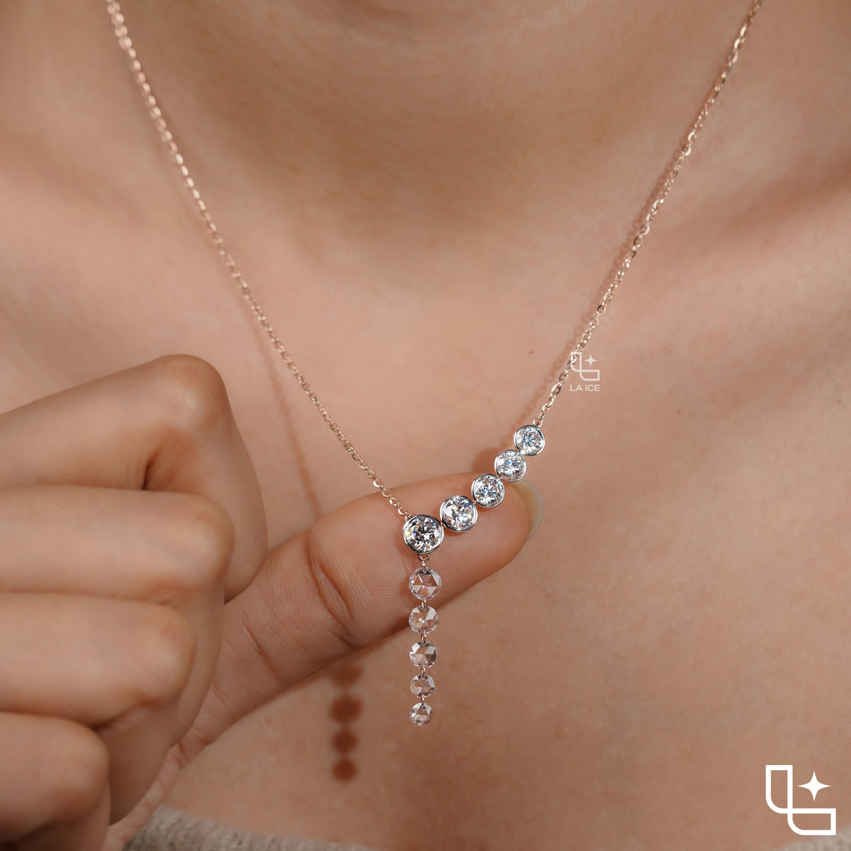 Round Diamond Journey Drop Necklace – Rose Gold Diamond Necklace | Elegant Graduated Diamond Pendant Necklace for Women