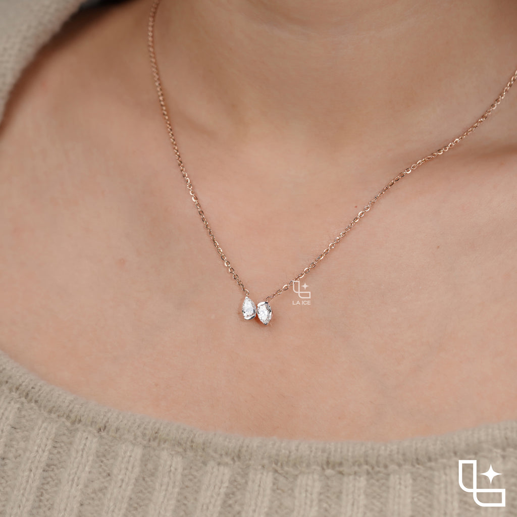 Pear Diamond Duo Pendant Necklace – Rose Gold Diamond Necklace | Modern Two-Stone Pear Diamond Pendant for Women