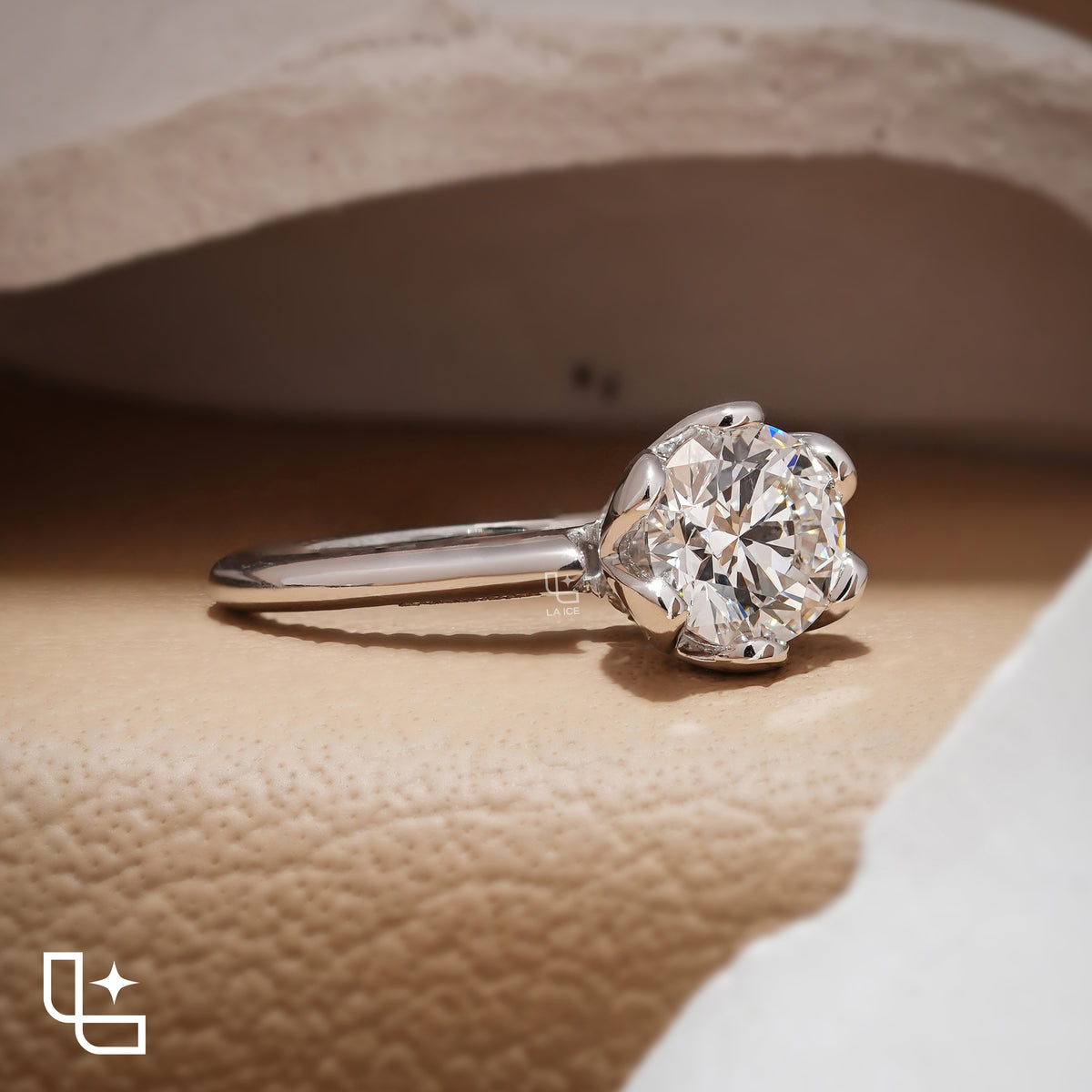 Elegant Round Solitaire Engagement Ring with Timeless Classic Design