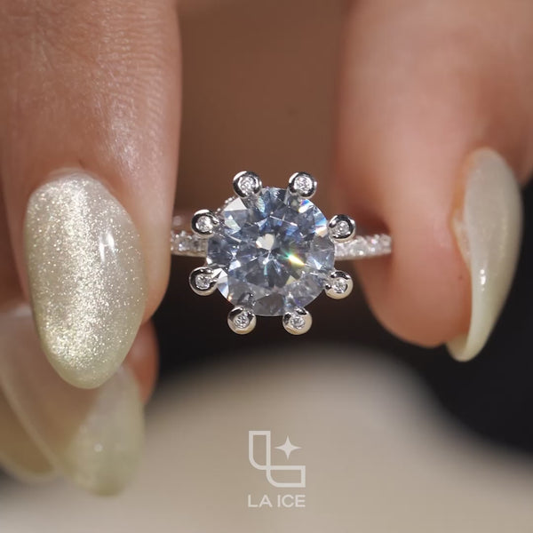 Round Halo Diamond Engagement Ring with Pavé Band