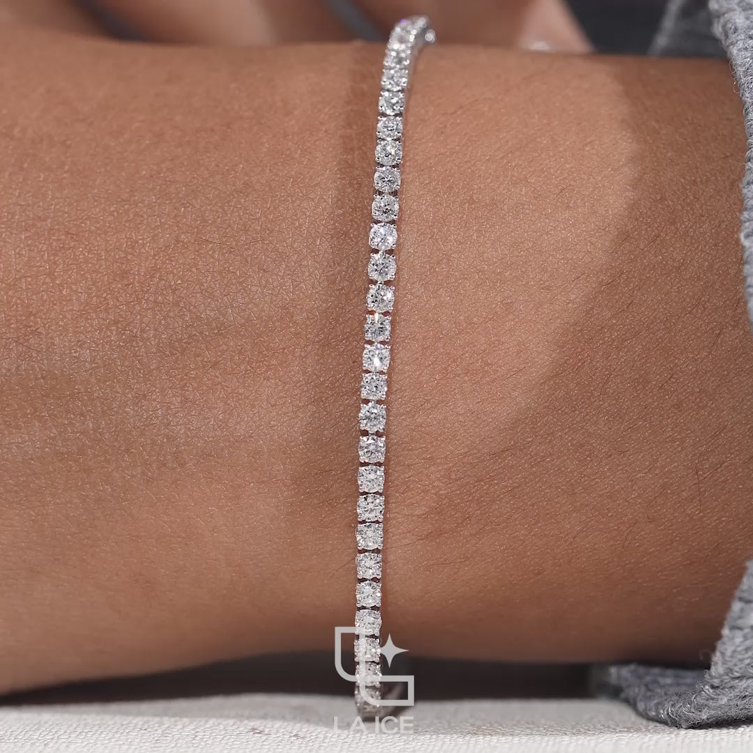 Round Cut Tennis Bracelet with Classic Link Design, 3 CT Diamonds, 5 g Metal