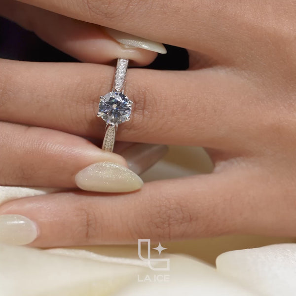 Round Cut Pavé Engagement Ring with Sparkling Band